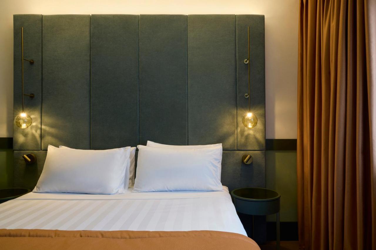 Fifty House Cellini Hotel Milan Exterior photo